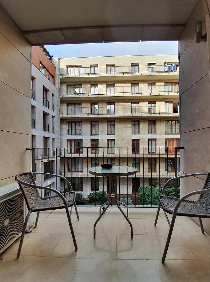 Calm Island In The Soho Apartman Budapest Magyarország