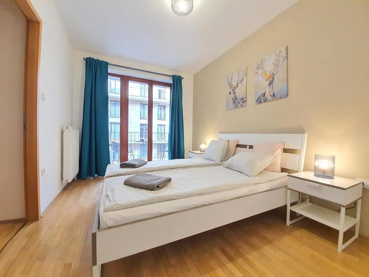 Calm Island In The Soho Apartman Budapest