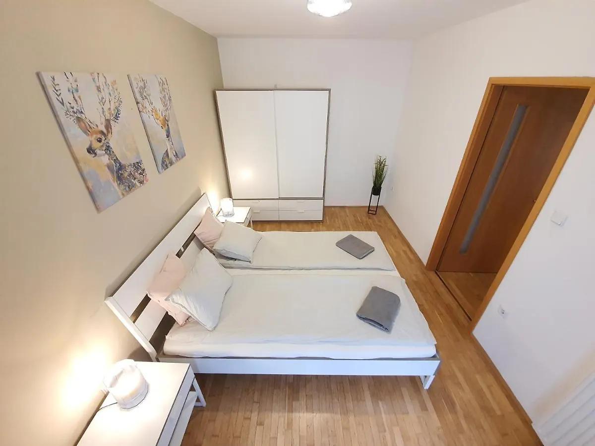 Calm Island In The Soho Apartman Budapest 0*,
